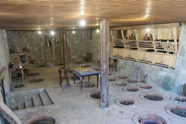 Проживание в семье Wine Artisans Chateau Гори-11